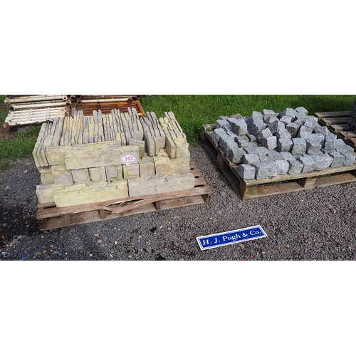 313 - 2 Pallets of garden stone