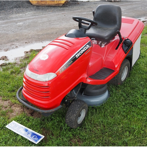 508 - Honda 2315 V Twin ride on mower