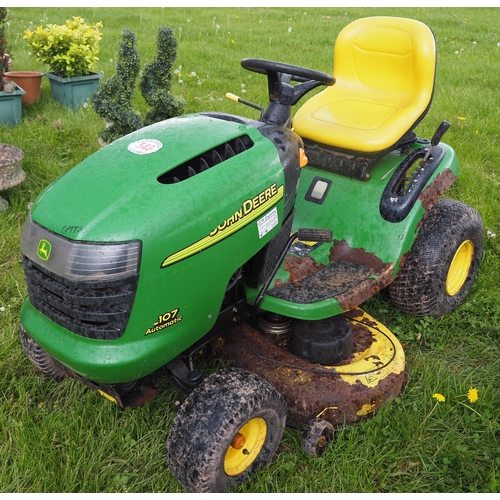 543 - John Deere ride on mower