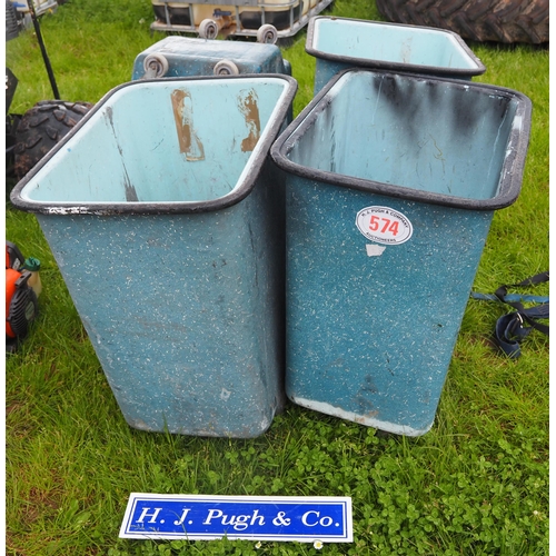 574 - Bins on castors - 4