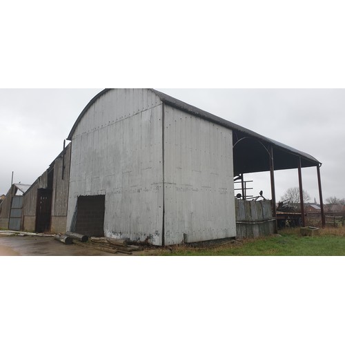 1179 - Steel framed 4 bay dutch barn 60ft x24ft and the lean to is 60ft x22ft.  Recently dismantled