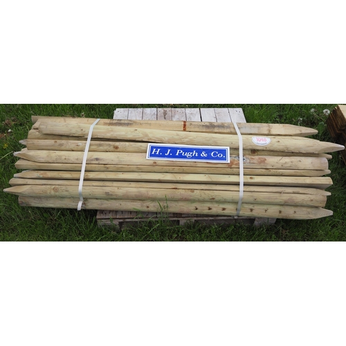 1048 - Half round stakes 6' x 4