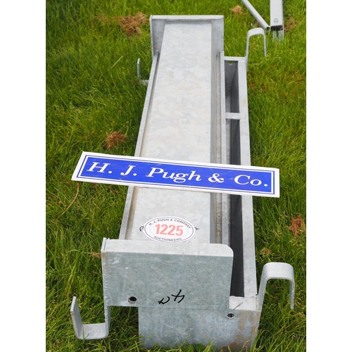 1225 - Galvanised hook over sheep trough 4ft - 2