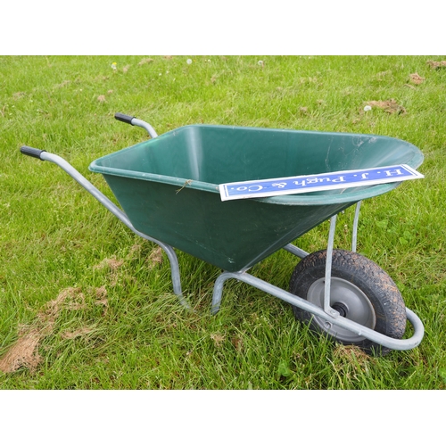 1240 - Plastic wheel barrow