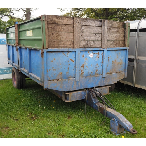 1445 - Tipping trailer with sides