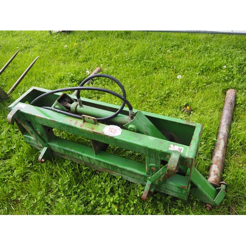 1635 - McHale bale handler