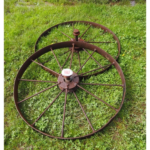 1663 - Cast iron wheels