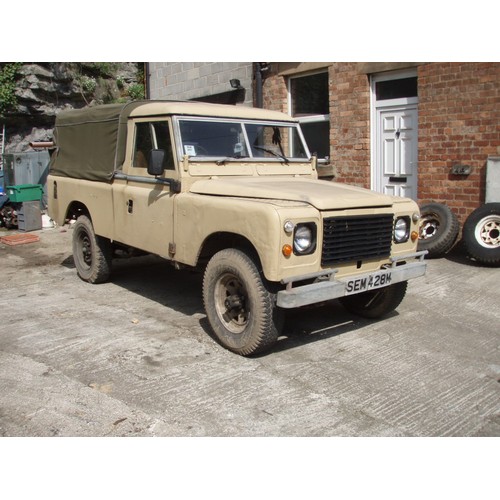 252 - Land Rover series 3 109