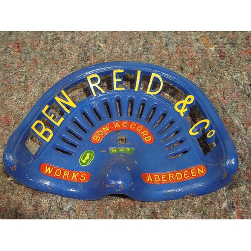 44 - Cast iron seat - Ben Reid & Co, Bon Accord Works, Aberdeen 843