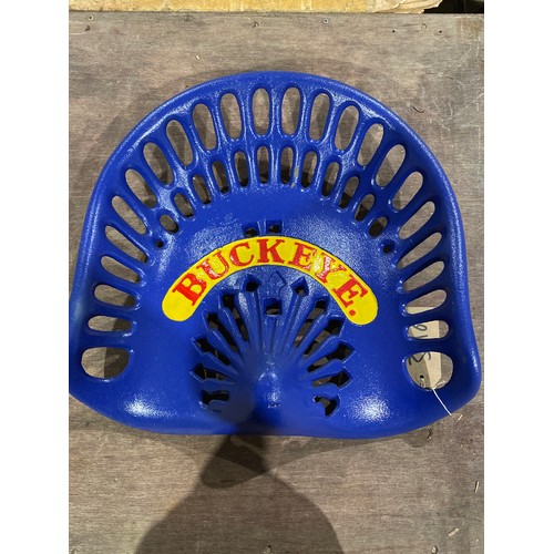 118 - Cast iron seat - Buckeye