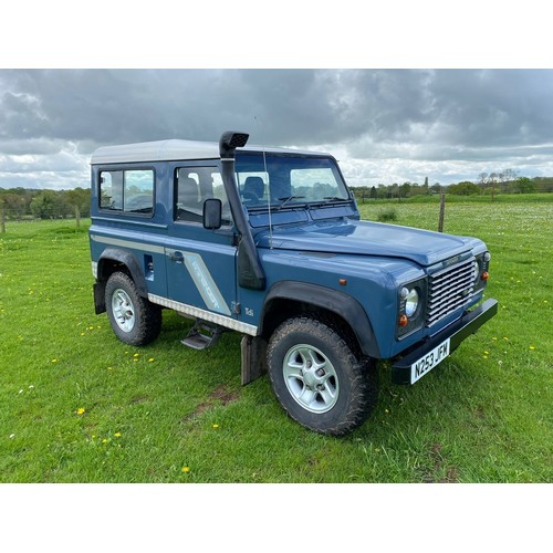 263 - Land Rover Defender 90 300TDI. 1996 . Full service history, 12 months MOT, 97000 miles. Completely o... 