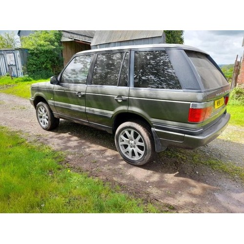 264 - Range Rover P38 V8 4.6 N Reg. Runs and drives. No MOT, SRS light on dash. Reg. N911 YJA. V5 and key ... 