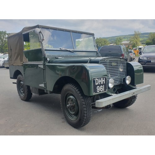 265 - Land Rover series 1, 1950. 1595cc Petrol. Runs and drives. Has been in the same ownership for 20 yea... 