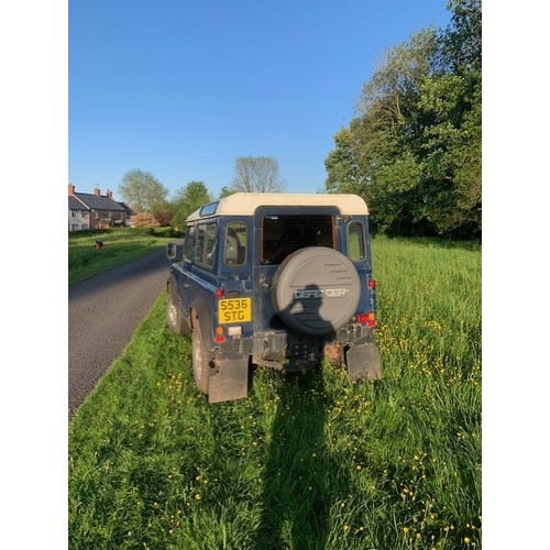 257 - Land Rover Defender 90 TD5. 1999.
Caledonian blue, good chassis, 208,000 miles.
Engine changed with ... 