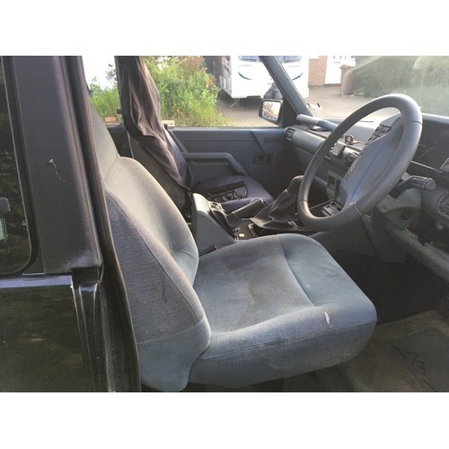 259 - Land Rover early V8 Discovery. 1989. Starts but not used recently. Sills and chassis are fine, front... 