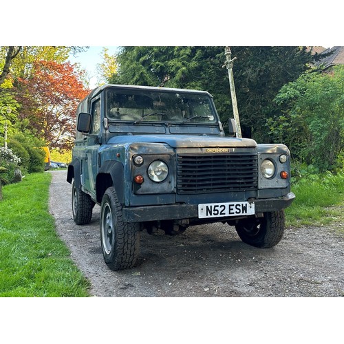 269 - Land Rover Defender 90 300 TDI. 1996. Runs and drives. MOT expired 8/11/22. Good engine and gearbox.... 