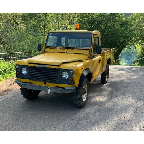 268 - Land Rover Defender 110. C Reg. No MOT, 2.5 naturally aspirated. Key in office