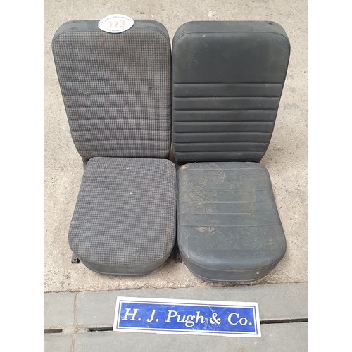 173 - Land Rover Defender centre seats - 2