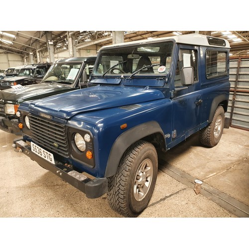 257 - Land Rover Defender 90 TD5. 1999.
Caledonian blue, good chassis, 208,000 miles.
Engine changed with ... 