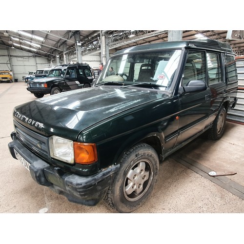 258 - Land Rover Discovery 300 TDI. 1996. Vin no. SALL JGM7TA 509075. Reg. N906 DWA. V5 and key in office