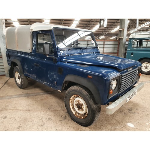 262 - Land Rover Defender 110 TD5. LWB. Current owner since 2003, good service history. 
Reg. CE03 YBG. V5... 