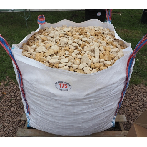 175 - Tote bag of Cotswold stone chippings