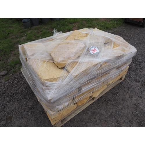 358 - Pallet of Cotswold stone