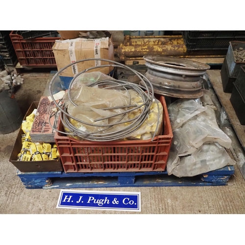 116 - Pallet of brake parts and other spares