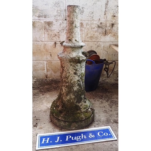 240 - Cast iron plinth 30