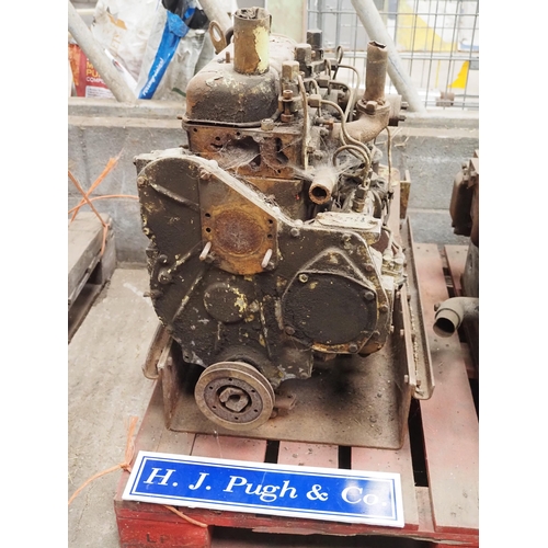 332 - 3 Cylinder diesel engine