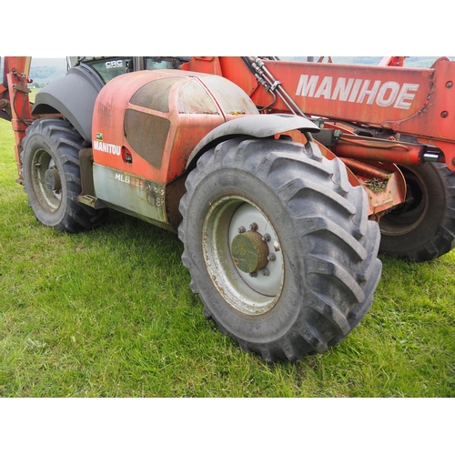 407 - Manihoe MBL 625 Turbo loader with backhoe CRC, pallet tines. Runs and drives, good tyres, 8404 hours... 