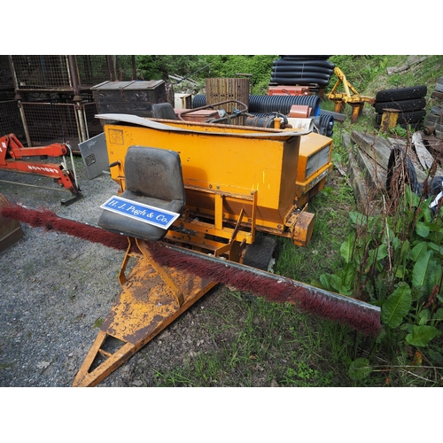 485 - Sisis Hydromain applicator, sweeper and rotorake