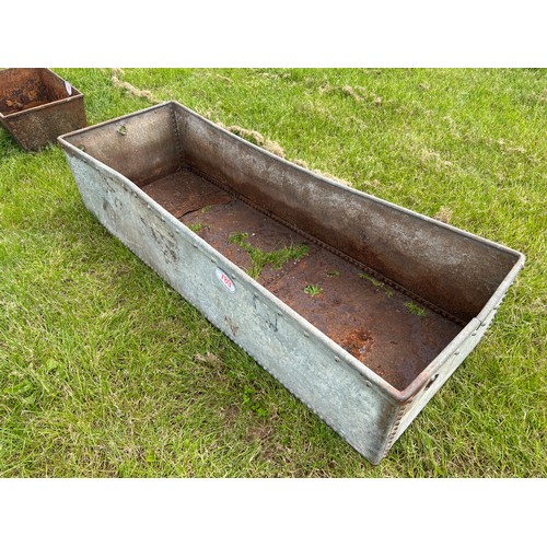 789 - Galvanised water trough 6ft AF