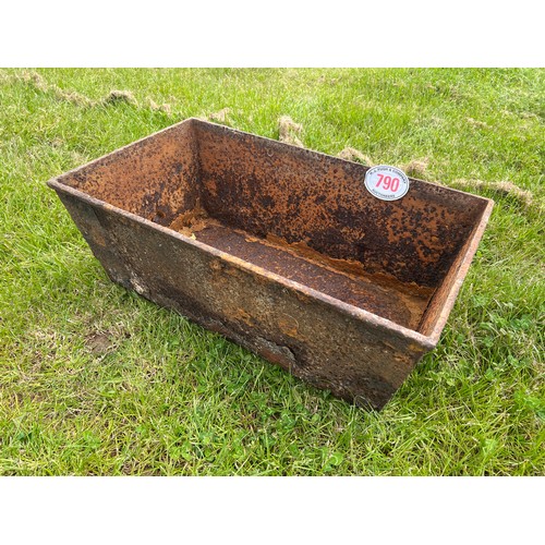 790 - Cast iron trough 2’ 1/2” x 1’ 1/2”