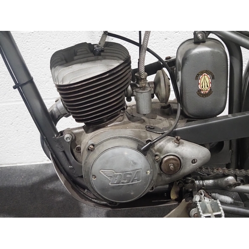 953 - BSA Bantam D1 motorcycle. 1961. 150cc.
Frame No. 48303
Engine No. BD36652
Fitted with D3 engine, ups... 