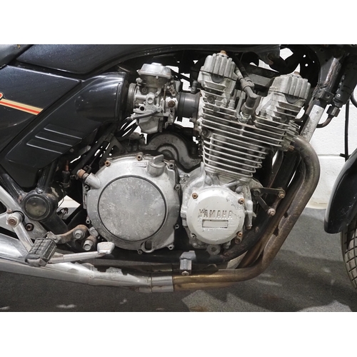 856 - Yamaha XJ900 motorcycle. 1990. 891cc.
Frame No. 58L039142.
Engine No. 58L039142.
Needs recommissioni... 