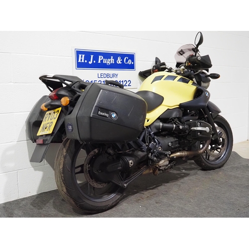 866 - BMW R1150R motorcycle, 2003, 1100cc.
Frame no. WB10429A83ZK65872
Engine no. 03037160
Runs and rides,... 