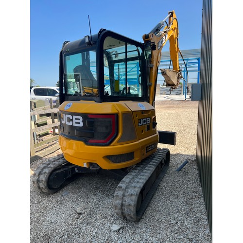 53 - JCB 35 Z-1 360 excavator. 2021. Runs and drives. Showing 300 hours. Not including 3 Ton breaker atta... 