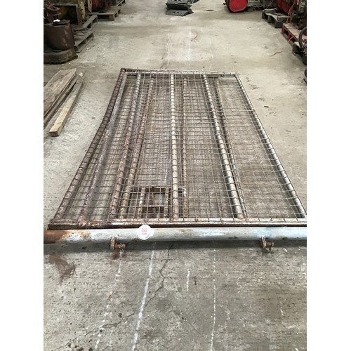 381 - Galvanised mesh gates 9ft - 2