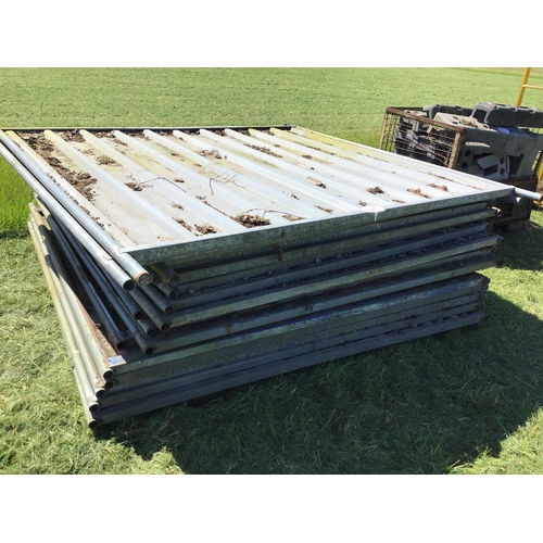 575 - Galvanised security fence panels - 19