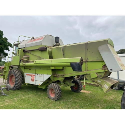 1750 - Class Dominator 76 combine complete with header. Runs and drives. 3629 hours. Reg. B392 YKM. V5 and ... 