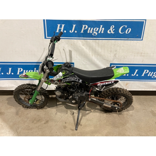 646 - Kids dirt bike 125cc