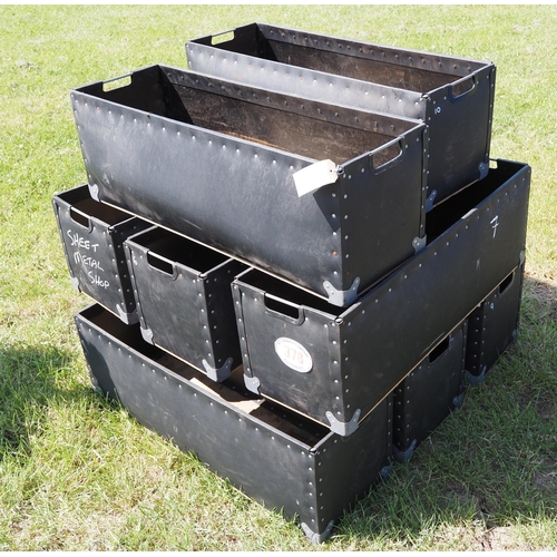 378 - Storage trunks 3ft - 8