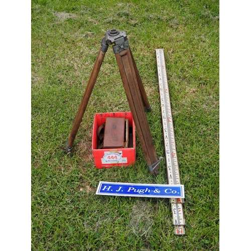 444 - Surveyors equipment