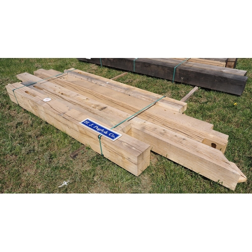 1097 - Machined oak beams avg. 2.7m x 180 x 260 - 6