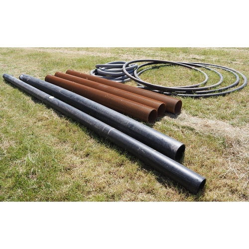 1181 - Mixed drainage pipe