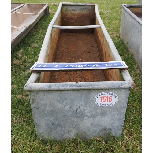 1516 - Water trough 6ft