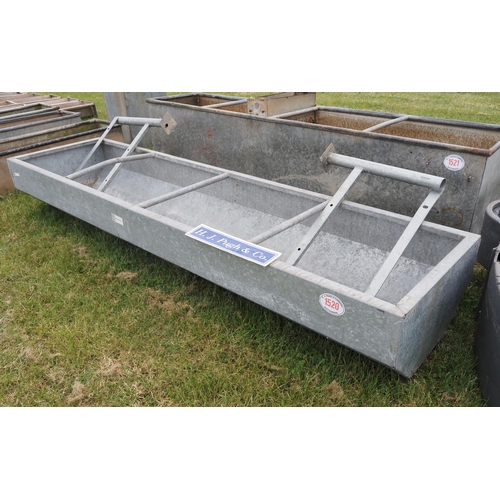 1520 - Cattle feed trough on legs 10ft