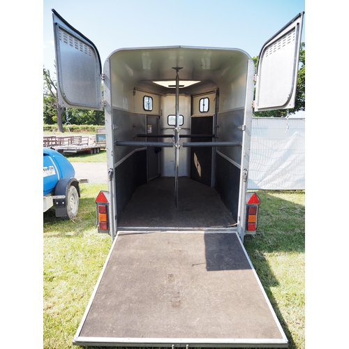1649 - Ifor Williams HB505RC horse box trailer