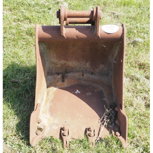 1732 - Digger bucket 2ft